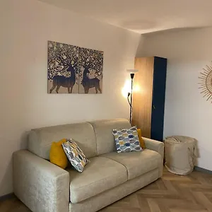 https://studio-chez-benedicte-et-nicolas.midi-pyreneeshotels.com